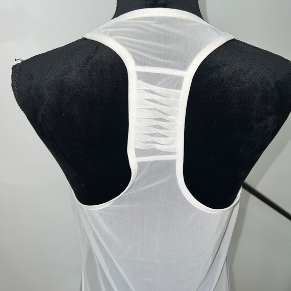 Lululemon White Sunshine Salutation Tank Top - Picture 12 of 13